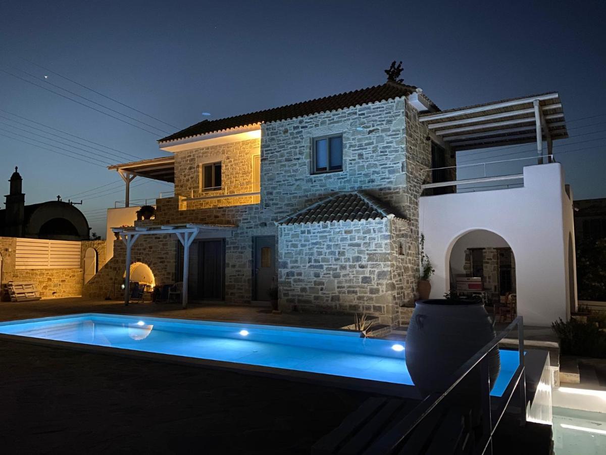 Laini Luxury Suites Pombia Buitenkant foto