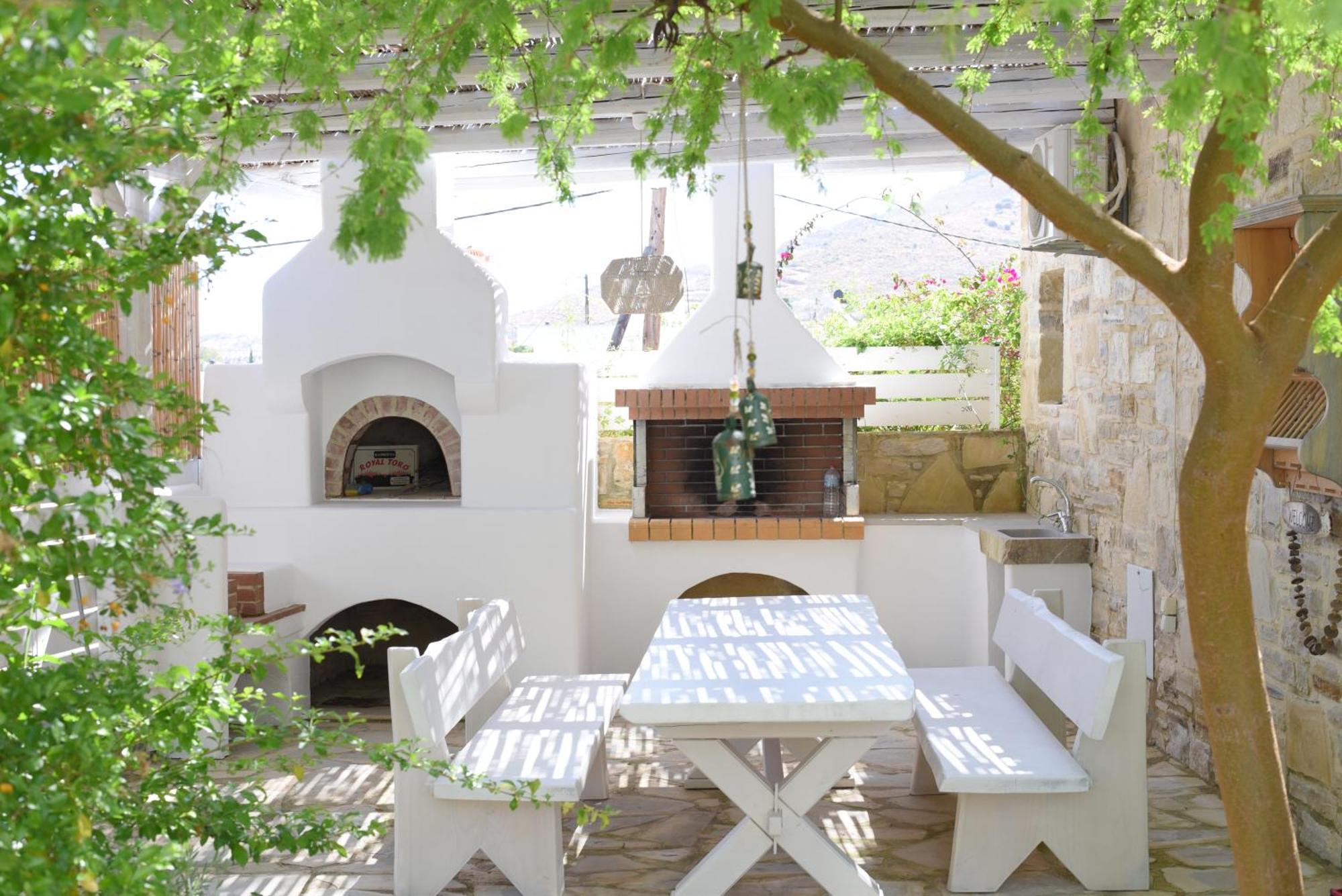 Laini Luxury Suites Pombia Buitenkant foto